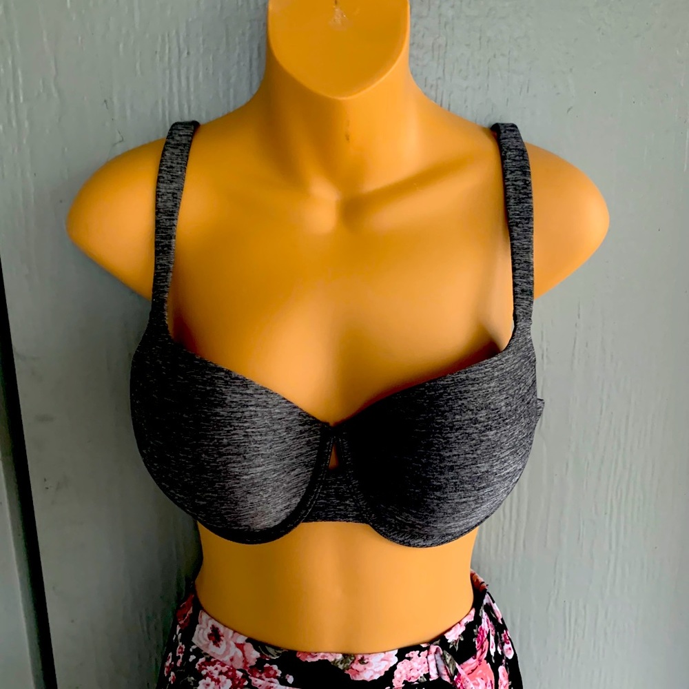T-shirt bra